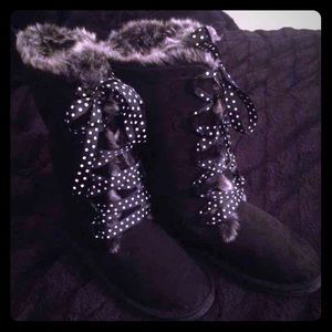 Black Lace Up Fuzzy Boots